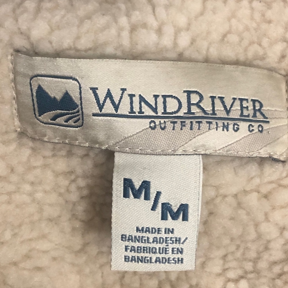 Womens Tan Faux Fur Vest. Medium. Windriver. - Picture 8 of 8